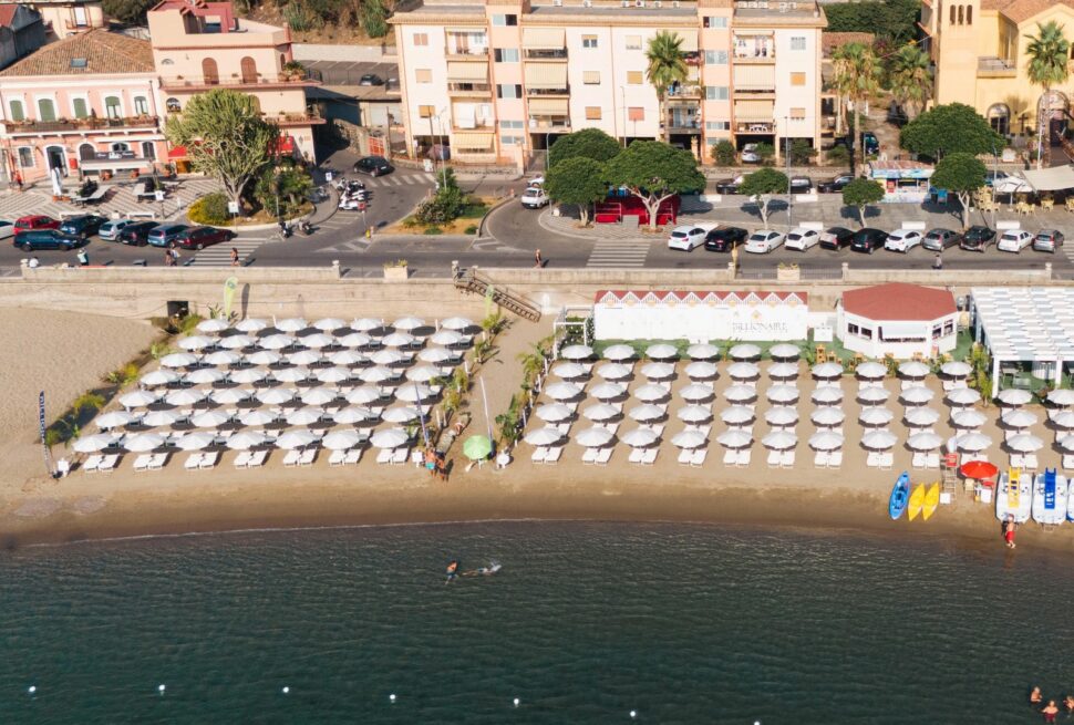 Billioaire Beach Club - Giardini Naxos