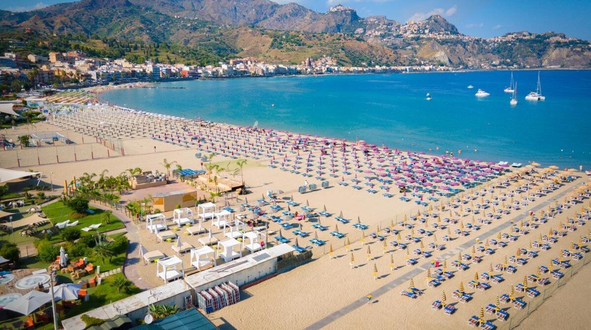 Schisò Beach